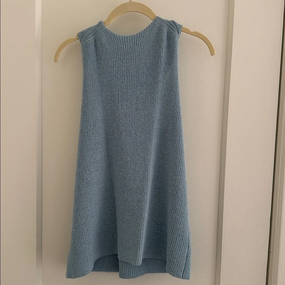 Light Blue Knit Keyhole Top - Picture 2 of 3